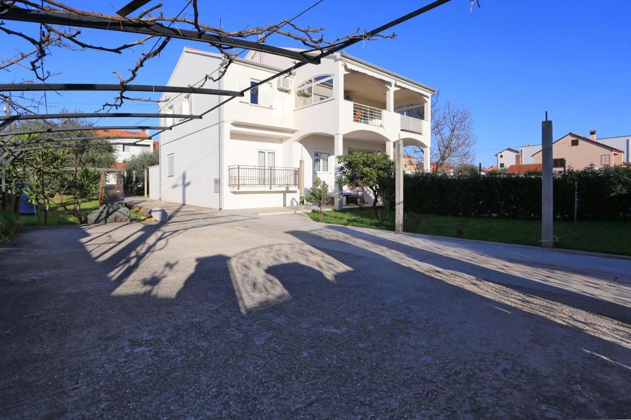 הוילה זאדאר Hacienda Mia With Pool And Yacuzzi, Free Parking מראה חיצוני תמונה